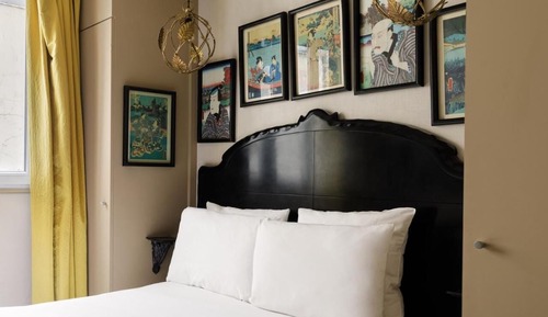 Petite Chambre Classique - Maison Albert