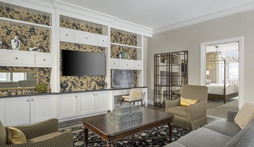 Suite, 1 King Bedroom (Presidential Wing, Two Balconies)