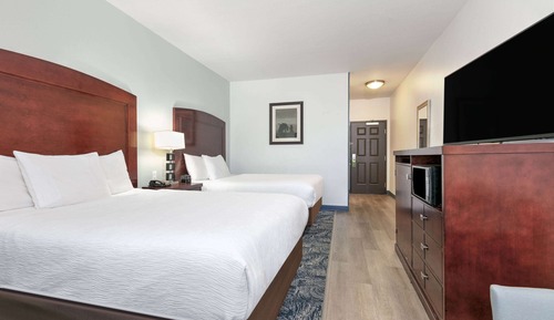 Room, 2 Queen Beds, Accessible, Non Smoking (Mobility/Hearing Impaired Accessible)