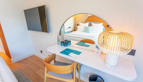 Classic Room, Lake View