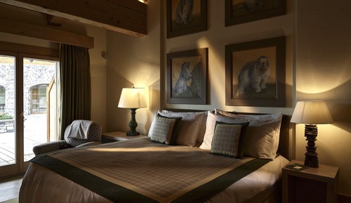 Suite (Triple, Forest)
