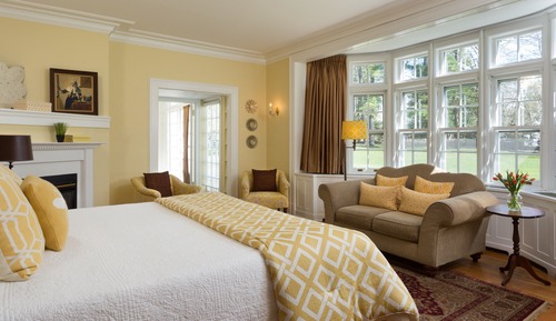 Deluxe King Room  with Sitting Area, Private Bathroom,  Porch, RM-11