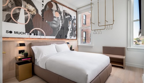 Premium Room, 1 King Bed