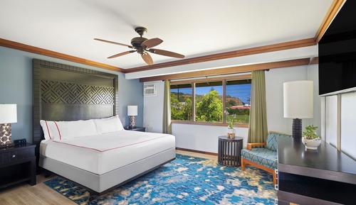 Suite, 1 King Bed (Soaking Tub, No Resort Fee, Breakfast)