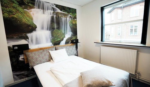 Junior Double Room (Bed 140 cm wide)