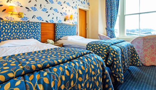 Twin Room with Sea View