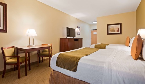 Standard Room, 2 Queen Beds, Microwave