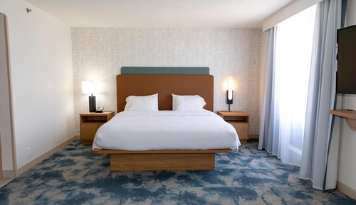 One king bed studio suite non smoking