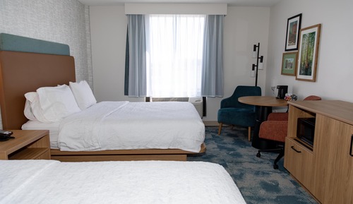 Room, 2 Queen Beds, Non Smoking (Drinks & Snacks)