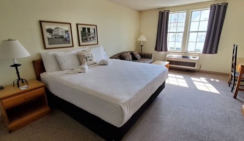 Classic Double Room, 1 King Bed, Jetted Tub