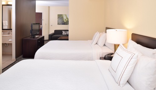 Studio Suite, 2 Double Beds (Mobility/Hearing Access, Roll-in Shwr)