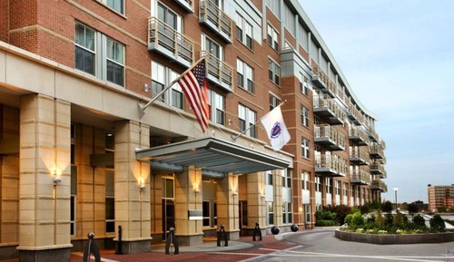 Premier Room, 1 King Bed (Water View)