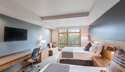 Deluxe Room, 2 Queen Beds, Mobility Accessible