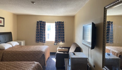 Two Queen Beds with Sofa Bed
