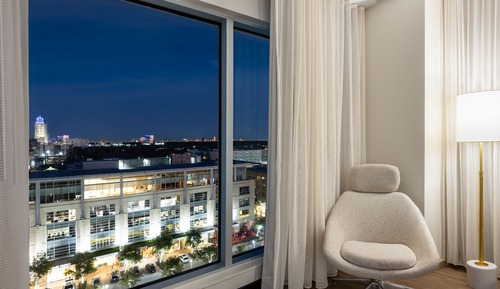 Premium Room, 1 King Bed, Mobility Accessible