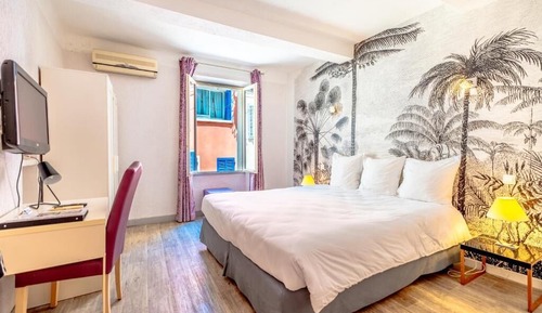 Classic Double or Twin Room