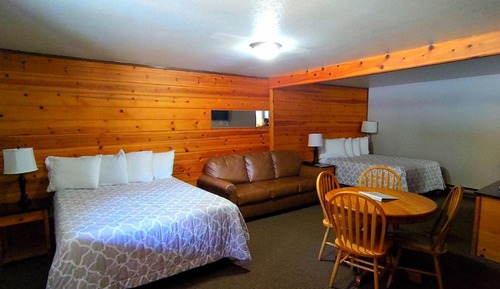 Deluxe Room, 1 Queen Bed
