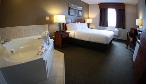 Room, 1 King Bed (Whirpool)