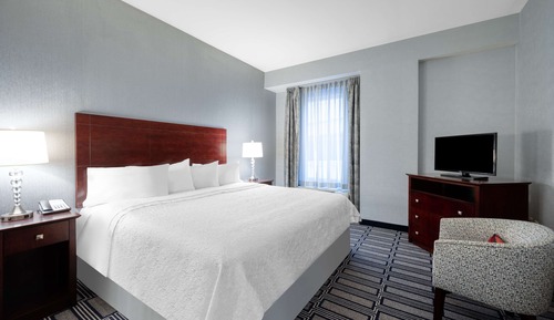 Suite, 1 King Bed, Non Smoking