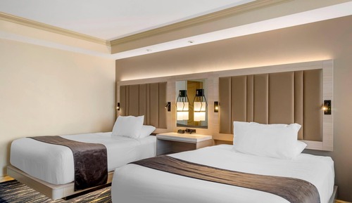 Room, 2 Queen Beds, Accessible, Non Smoking