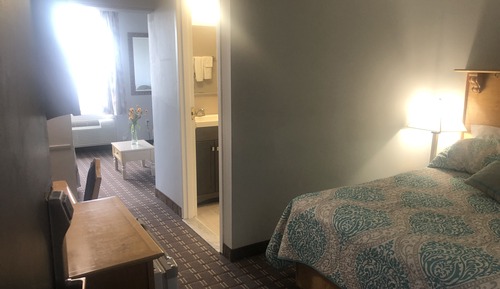 Deluxe Room, 1 Queen Bed, Balcony, Ocean View