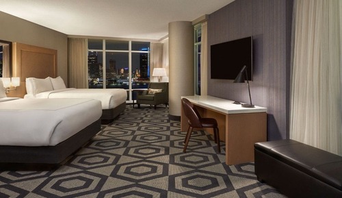 AUGUSTUS TOWER , BAY VIEW 2 BED