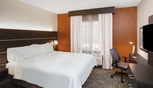 Standard Room, 1 King Bed (Mid Floor)