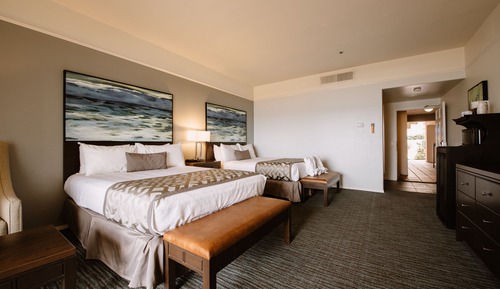 Standard Room, 2 Queen Beds, Patio, Partial Sea View