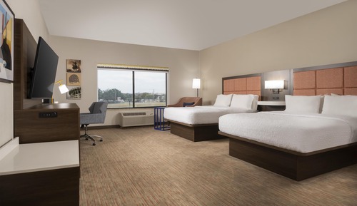 Room, 2 Queen Beds, Accessible, Non Smoking