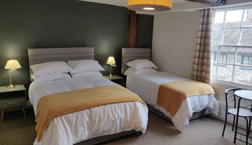 Standard Suite, Ensuite