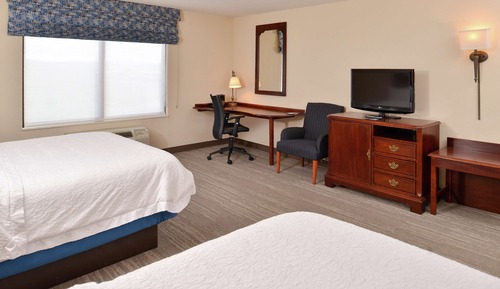 Room, 2 Queen Beds, Accessible, Non Smoking