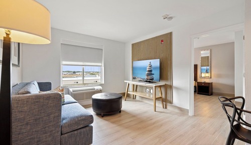 Standard Apartment, 2 Bedrooms, Mobility Accessible