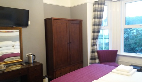 Double Room, 1 King Bed (Room 4, 1st floor)