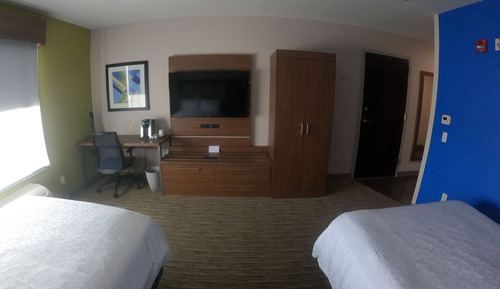 Standard Room, 2 Double Beds, Mountain View