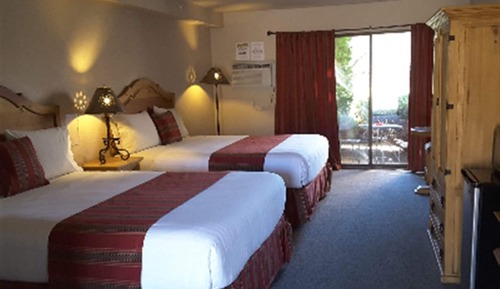 Standard Room, 2 Queen Beds (upper level)