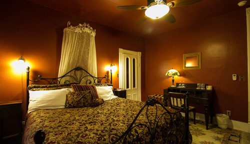 Room, Private Bathroom