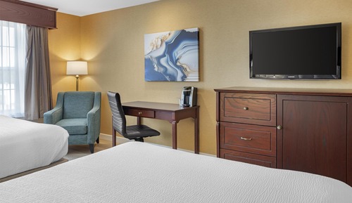 Suite, 2 Queen Beds, Non Smoking, Refrigerator & Microwave (Larger Room)