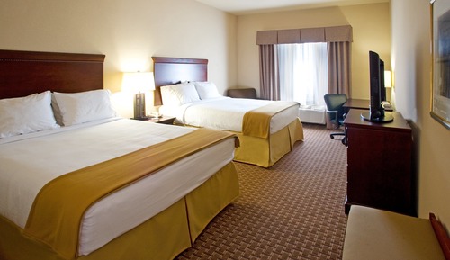 Standard Room, 2 Queen Beds, Accessible Bathtub (Communications)