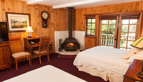 Deluxe Room, 2 Queen Beds, Non Smoking, Bay View