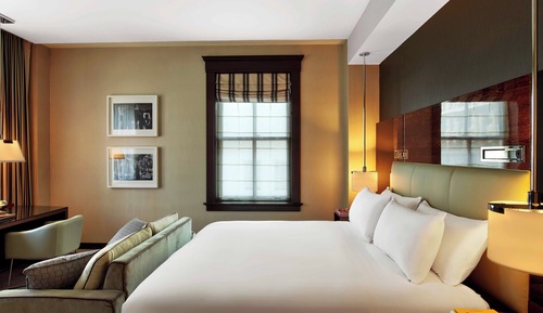 Deluxe Suite