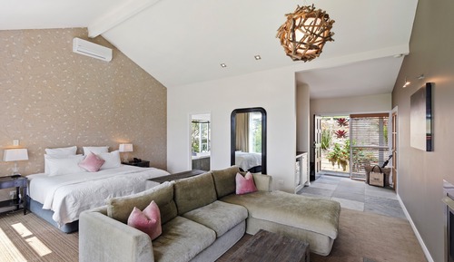 2 Bedroom Villa - Interconnecting room