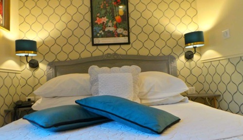 Single Room, Courtyard View