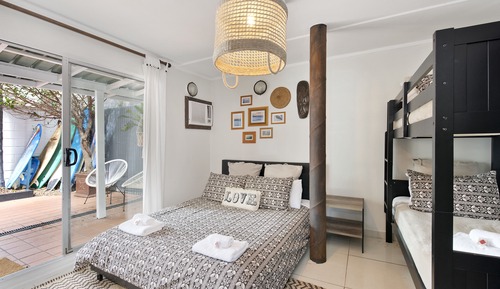 Designer Family Studio (Compact)