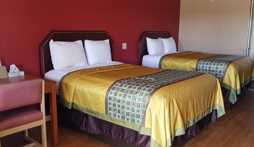 Standard Room, 2 Queen Beds, Smoking