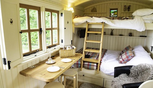 Shepherd's Hut Flopsy