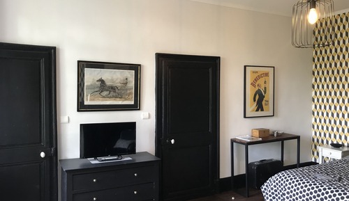 Deluxe Double Room, 1 King Bed (Sherlock Holmes)