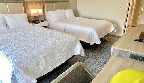 Room, 2 Queen Beds, Accessible, Bathtub (Mobility/ Hearing)