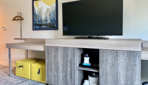 Room, 1 King Bed, Accessible (Hearing)