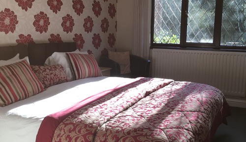 Superking or Twin Room, Garden View