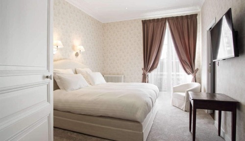 Double Room (Marguerite)